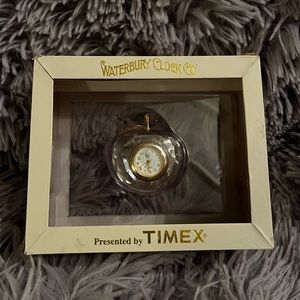 NIB Waterbury Clock Co Apple Clock
